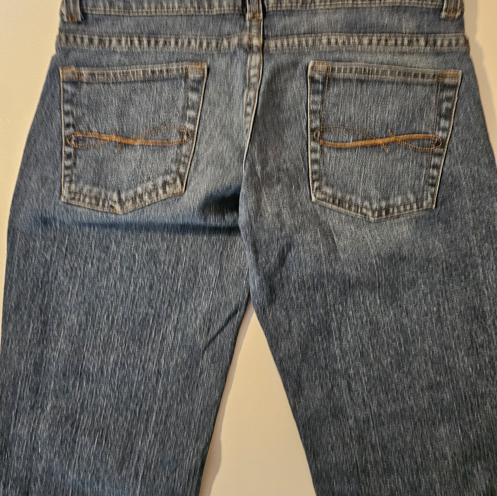 Classic Blue Denim Jeans by The Limited. Size 6R - Picture 3 of 3